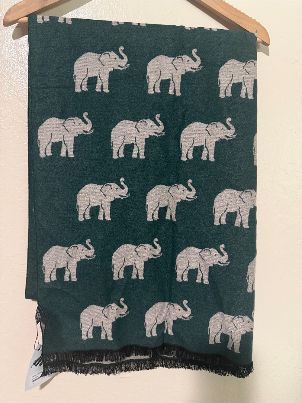 NWT Deco Spain Réversible Emerald Green Éléphant Print Viscose Scarf One Size